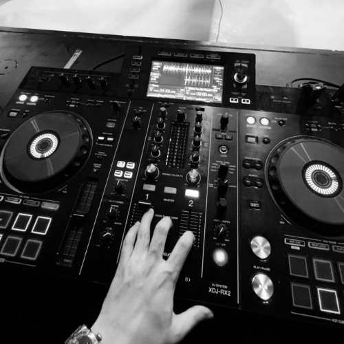 BKB (Bikin Kepala Bergoyang)