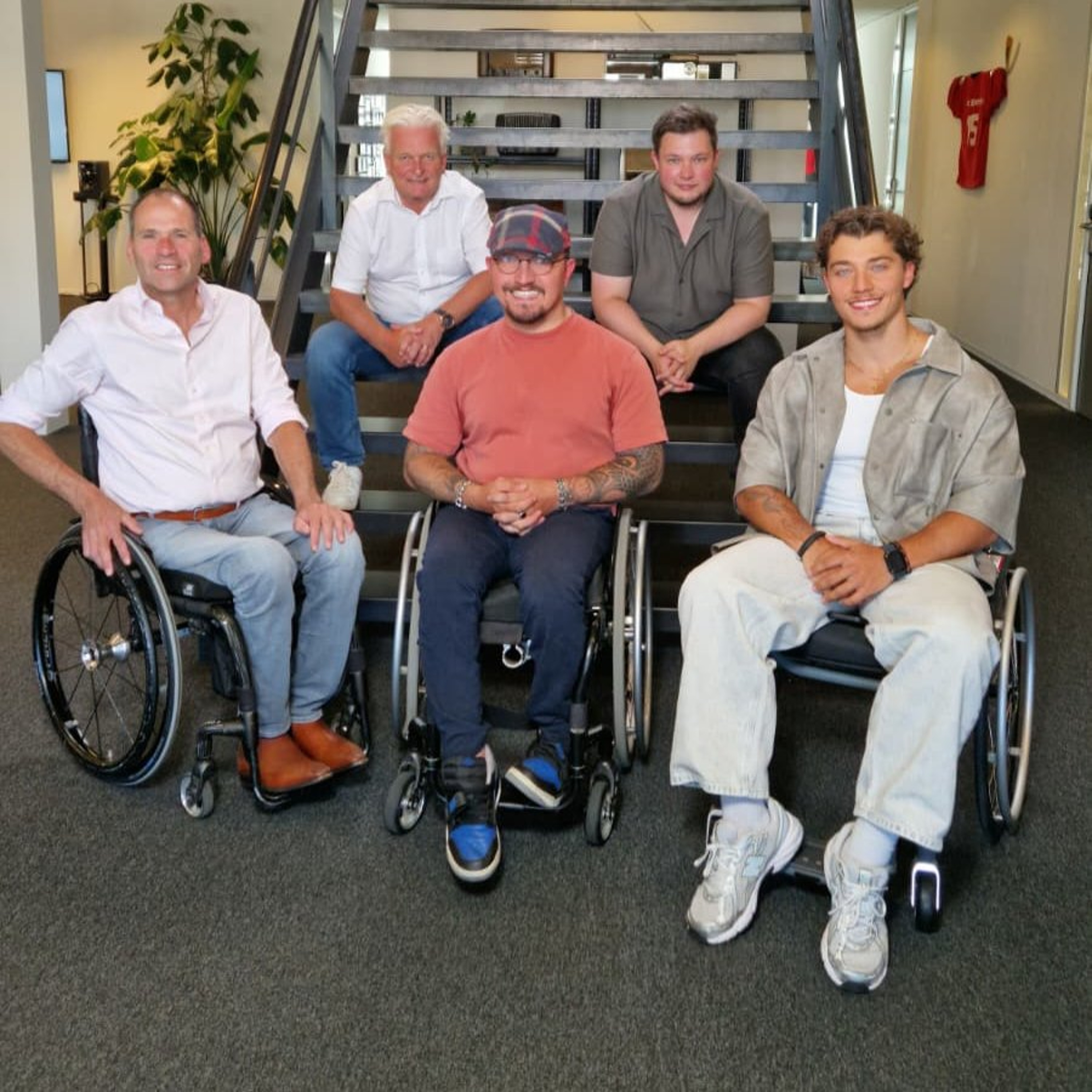 Vijftig kilometer rollen voor awareness en acceptatie - Uniek Sporten Vandaag 13 augustus 2026 episode artwork