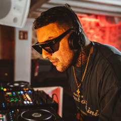 PREMIERE: Ferreck Dawn - Love Too Deep (SZENDERS EDIT)