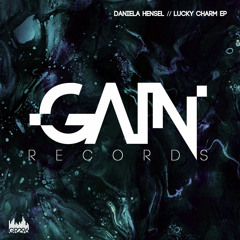 Daniela Hensel - Staycation (Original Mix)