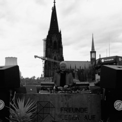 FreundeSTAYHOME - STREAM w/ Miyagi