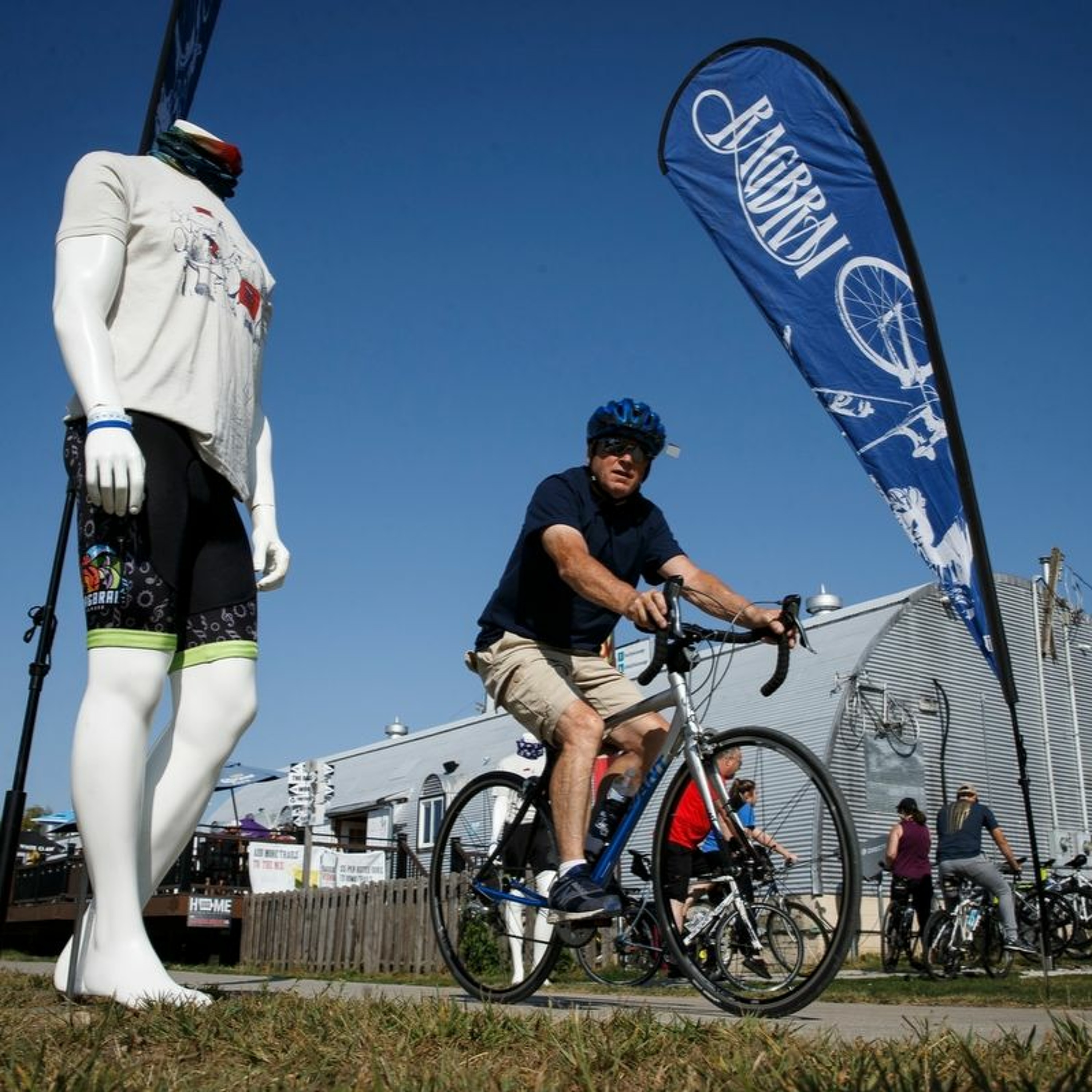 The RAGBRAI Roadshow brings the best week of summer to 8 weekends in the fall