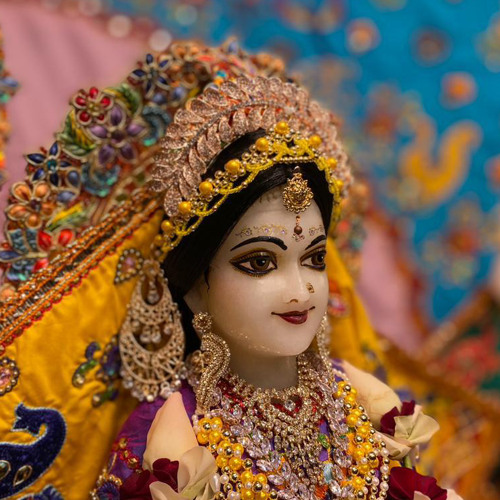Manu - Radhadesh Evening Kirtan 22/08/2023