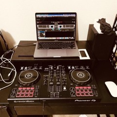 thân em vừa trắng lại còn múp🦋