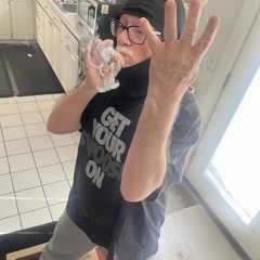 Blind em (prod.ayden) ft.sirhoc