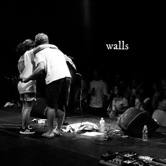Walls (Circus)
