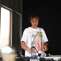 Tienson at Dekmantel Ten