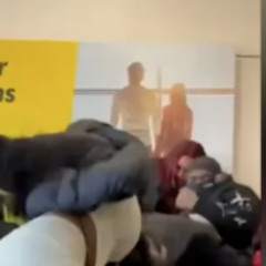 Full: Chaos at Atlanta Airport Airlines Brawl video