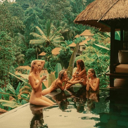 Llewellyn - These Days (Don't Make Me Wait)