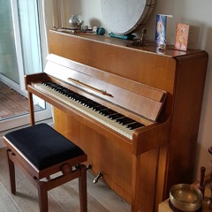 Piano improvisation 19-4-2021