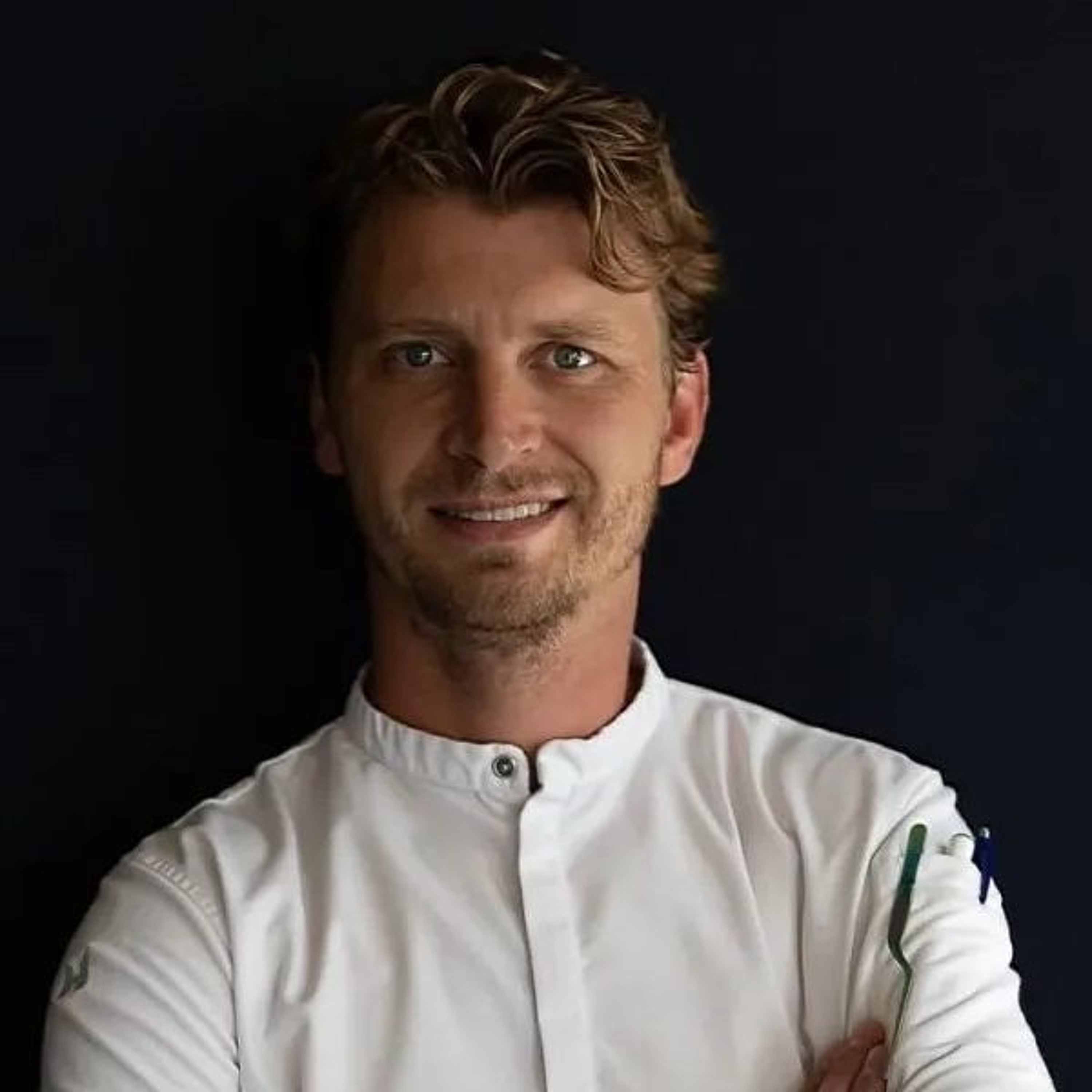 Sterrenchef Lars Scharp over zijn net geopende bistro in Badhoevedorp episode artwork