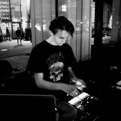 Newonce Radio Set