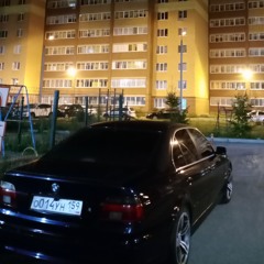 И мечту свою искал всё что можно потерял