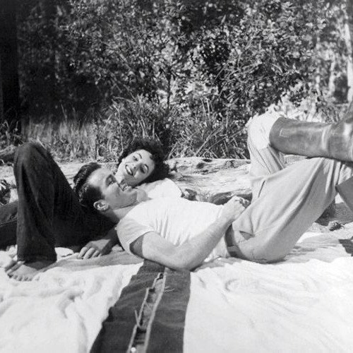 جرّبت حُبك وحَنانك وجرّبت هجرك ووصِالك