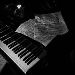 𝔓𝔦𝔞𝔫𝔬(𝔠𝔩𝔞𝔰𝔰𝔦𝔠𝔞𝔩)