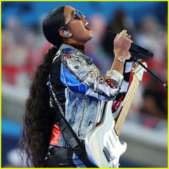 H.E.R. America The Beautiful Performance at Super Bowl 55