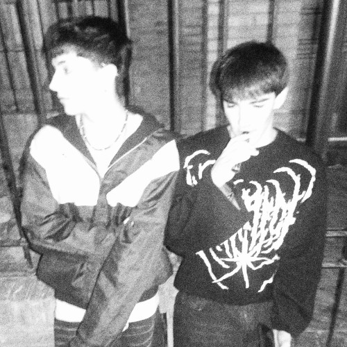 GASSUP ft. silver six (prod. gio)