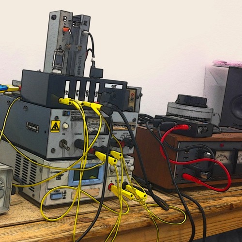 A Spring Thing: Having Fun With 1960s Gibbs Spring Reverbs..