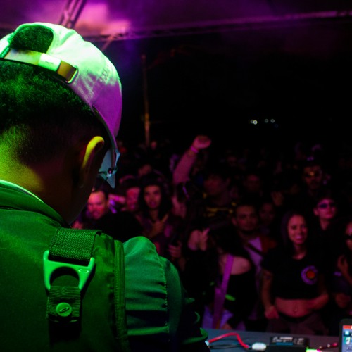 TECLADO DE ANDROMEDA (DJ Erik JP) MC Denny