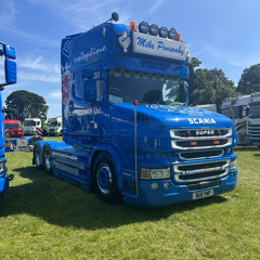 Place was buzzin🤠