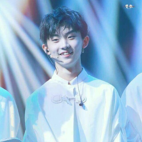 《听海》-马嘉祺 | 《 Lắng nghe tiếng biển 》- Mã Gia Kì