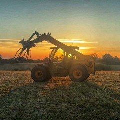 Dnb for the graaaasss🚜🌾🐮