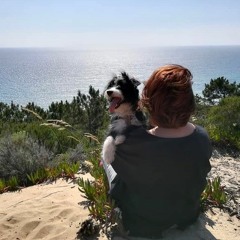 Perguntei ao tempo, que fazer com a dor? Ele me respondeu: Deixe-me passar!