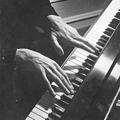 ‎⁨بيانو *من مثلك * عبدالمجيد عبدالله - عزف علي الدوخي⁩