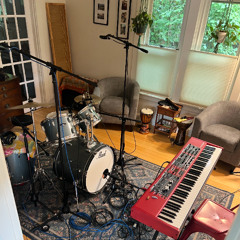 New House Track (Demo)