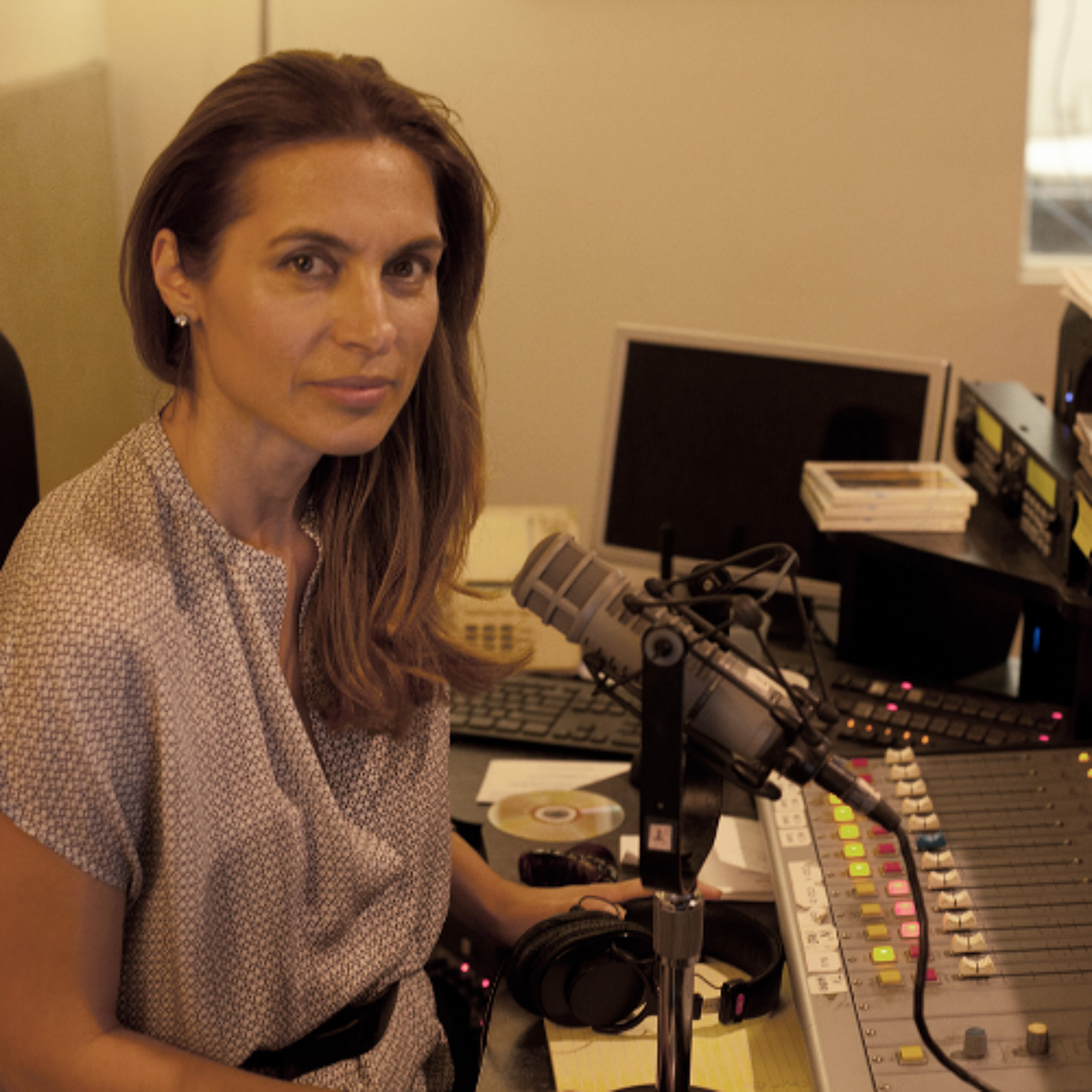 “Έλληνες Παντού” με τη Χρύσα Αβράμη και την καλεσμένη της Ηρώ Σαΐα 21/2/26