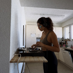 Sunday morning kitchen rave