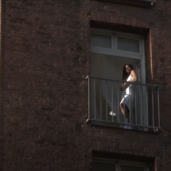 Erika de Casier - Little Bit ethrlmx