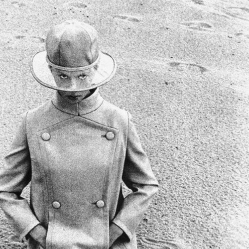 sirzeze - the world vs me (twinglxcksss) [global binge exclusive + junkie radio + dmk]