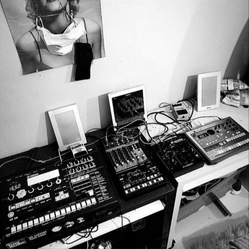 Nevraltik X lookiiy - erratic waves (live extract w/friends #1)(FREE DL)