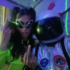 halloween intro / Franky's house party mix