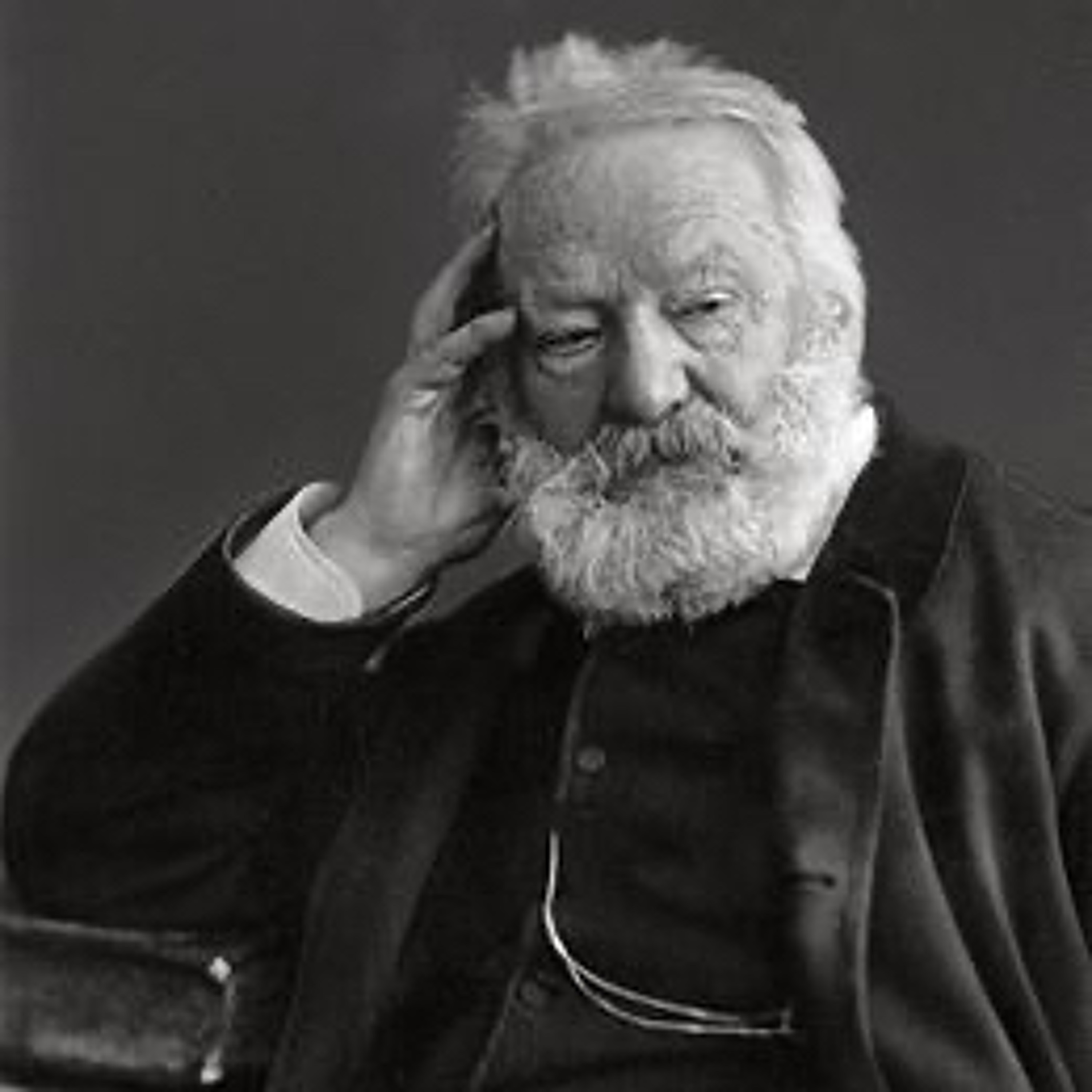 %2332 Victor Hugo