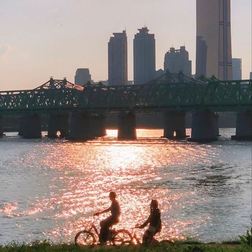 계절은 잔인하게도 내 의지와 상관없이 때가 되면 돌아왔다