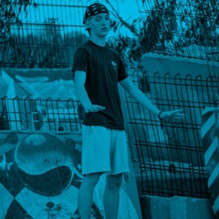 Locals Series // 153 - LOMBZ