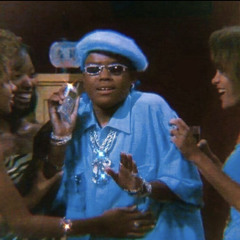 el negrito de las dolce 🧏🏿‍♂️