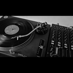 The Pure, Analogue Sound of Vinyl – The Golden Trance Classics Era In The Mix EP01