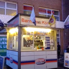 Pølsevognen foran Salling