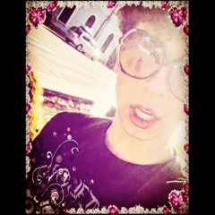 OCCHIALI DA SOLE 😎 (troia pensa che son sobrio) prod me 👻👻👻 **accesso #strettamente legato al live**