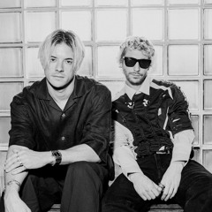 NIGHT manoeuvres originals