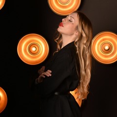 Julia Montblanc - Не відпускай (Vova Nik Remix)(2).mp3