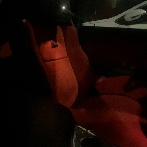 heineken on the back✈️👁️