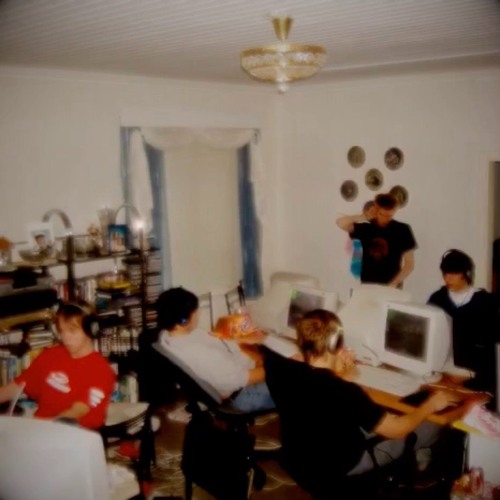 Stream Fevrier Com Feat Attila Jeune Fuco Prod N Chpd By Ch3b By Ch3b Me A Listen Online For Free On Soundcloud