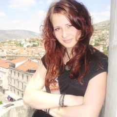 Emina-Sevdalinka by Himzo Polovina (Acoustic Fingerstyle Arr.: Mirza Hatunić) played by Emina Ramić