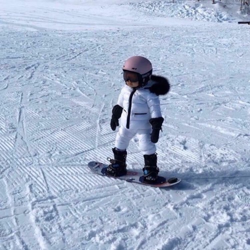 Cameras (feat. Riovaz)(prod. t h e h i l l s)