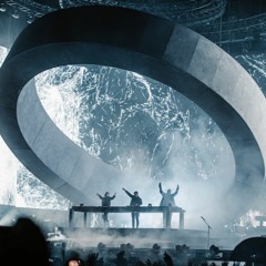 Swedish House Mafia - Turn On The Lights Again Vs Cinema (Lee Barzola Mashup) [FREE DOWNLOAD]