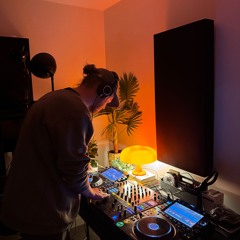 Underground Traxx 001